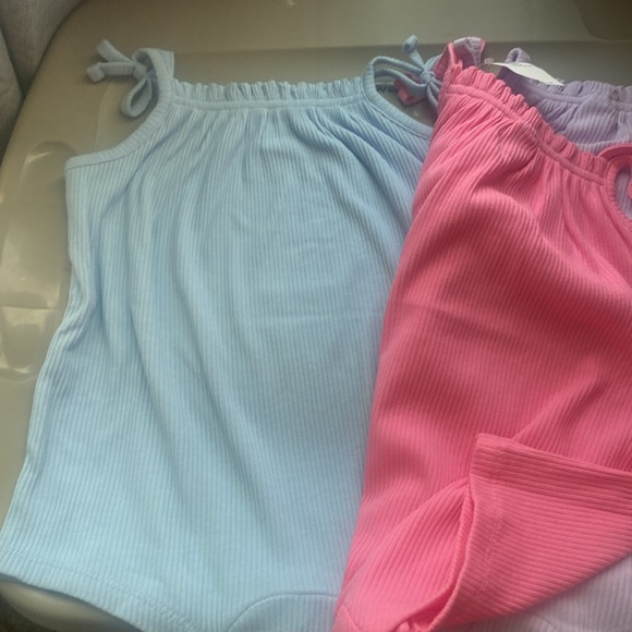 Old Navy Girls Rompers Bundle - Picture 7 of 7